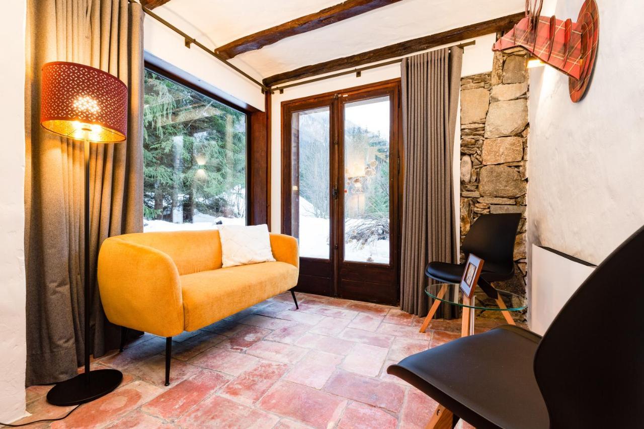Chalet Les Praz - 280Sqm - Sauna Cinema Fitness - 5 Bedrooms In Heart Of Les Praz - By Cozee Rentals シャモニー エクステリア 写真