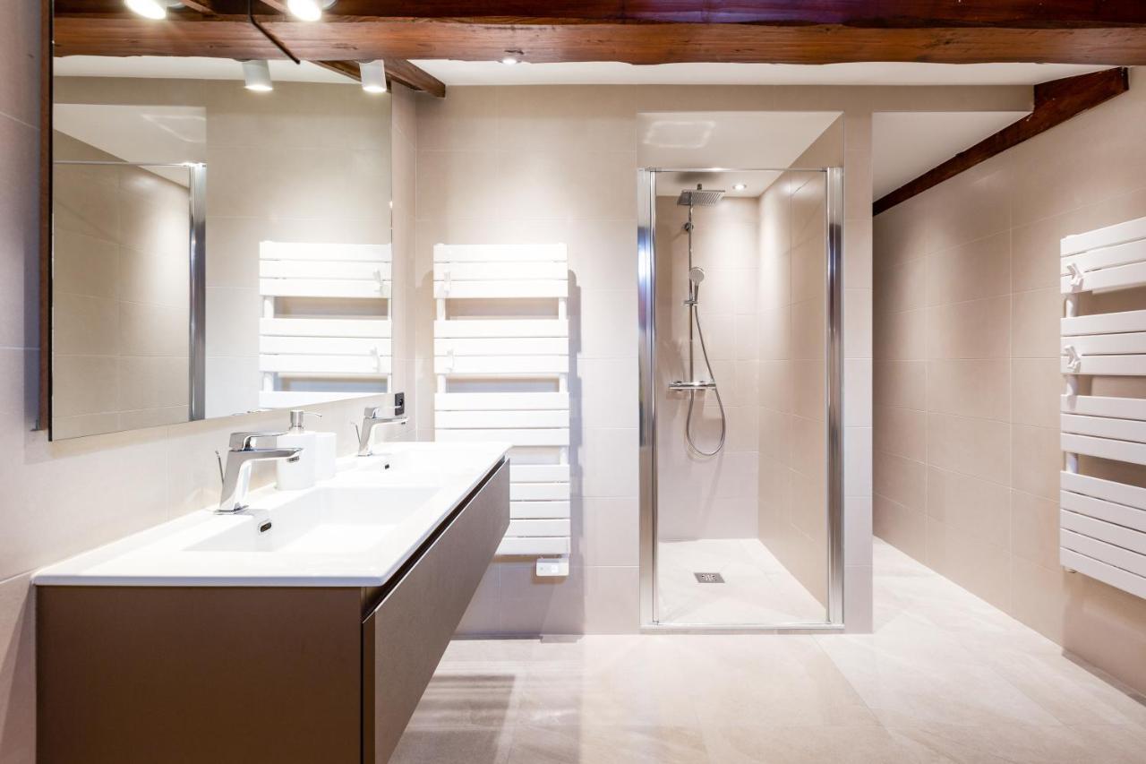 Chalet Les Praz - 280Sqm - Sauna Cinema Fitness - 5 Bedrooms In Heart Of Les Praz - By Cozee Rentals シャモニー エクステリア 写真
